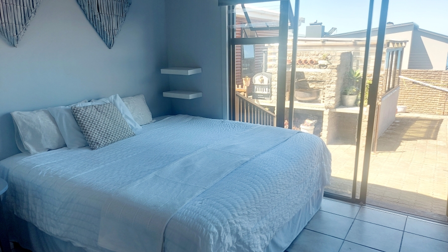 5 Bedroom Property for Sale in De Bakke Western Cape
